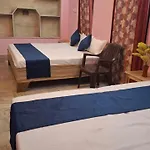 Madhavi Homestay